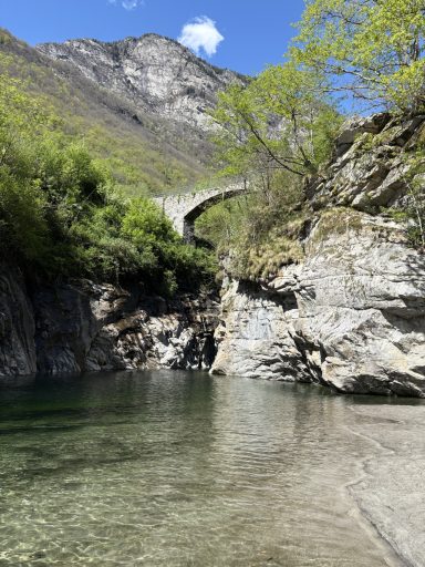 Bignasco/ Cevio Badeplatz Maggia